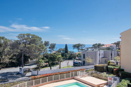 Foto 5 - Apartment mit 2 Schlafzimmern in Fréjus mit schwimmbad und blick aufs meer