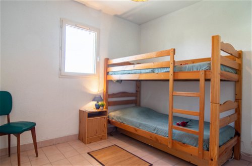 Foto 16 - Appartamento con 2 camere da letto a Fréjus con piscina e vista mare