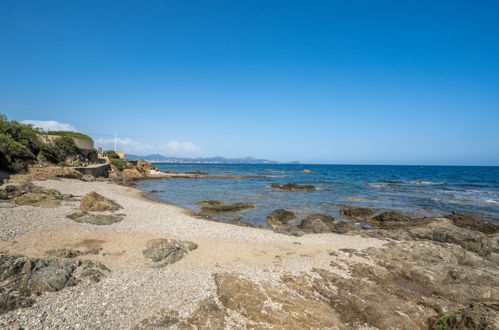 Foto 38 - Apartamento de 2 quartos em Fréjus com piscina e vistas do mar