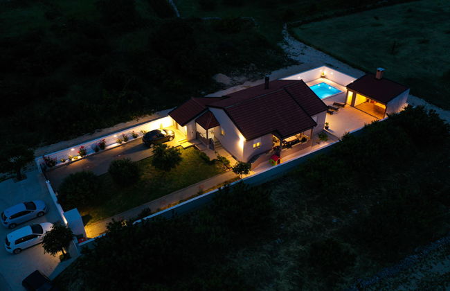 Casa de 4 quartos em Benkovac com piscina privada e jardim - Foto 37