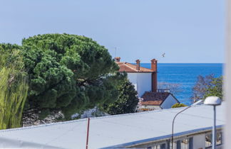 Foto 3 - Appartamento con 1 camera da letto a Umag con terrazza e vista mare