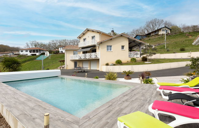 Casa de 5 quartos em Saint-Martin-de-Seignanx com piscina e jardim - Foto 1