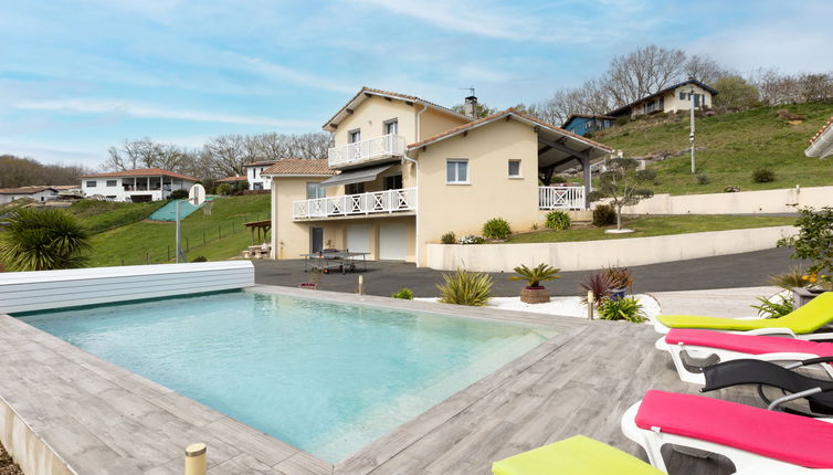 Foto 1 - Casa con 4 camere da letto a Saint-Martin-de-Seignanx con piscina e vista mare