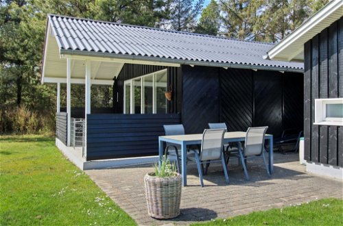 Foto 2 - Casa de 4 habitaciones en Vejers Strand con terraza y sauna