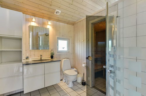 Photo 6 - 4 bedroom House in Saltum with private pool and terrace