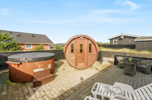 Foto 15 - Casa con 4 camere da letto a Hvide Sande con terrazza e sauna