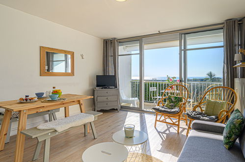 Photo 1 - Apartment in Quiberon with terrace and sea view