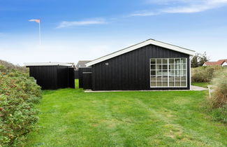Foto 3 - Casa con 3 camere da letto a Blokhus con terrazza e vasca idromassaggio