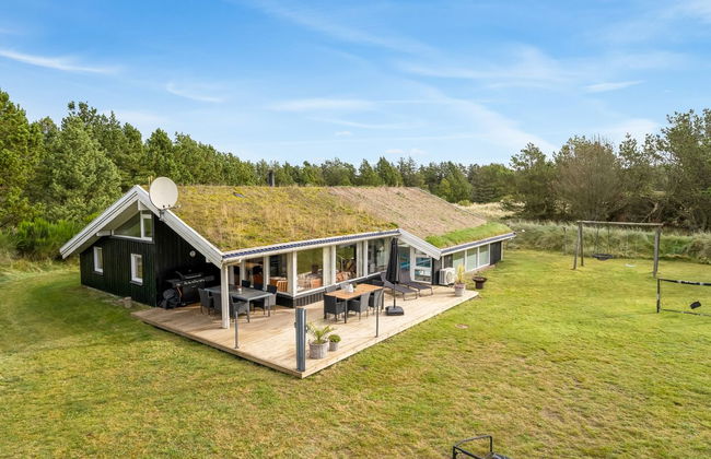 Casa de 4 quartos em Blokhus com piscina privada e terraço - Foto 4