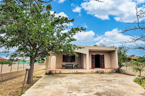 Photo 2 - Maison de 3 chambres à Ispica avec jardin et terrasse