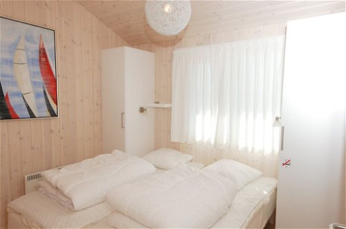 Foto 9 - Casa con 3 camere da letto a Harrerenden con terrazza e sauna