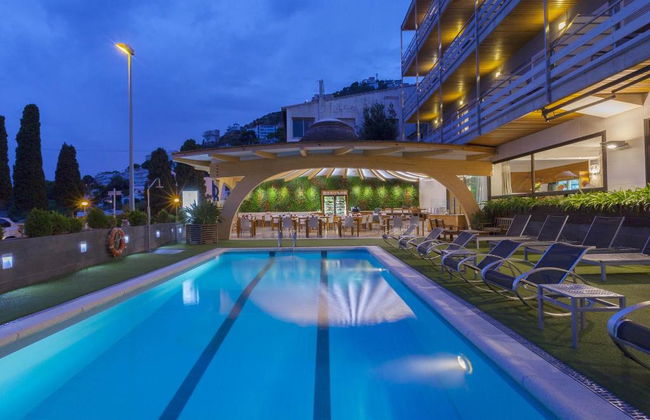Canyelles Marina 3000 - Foto 1