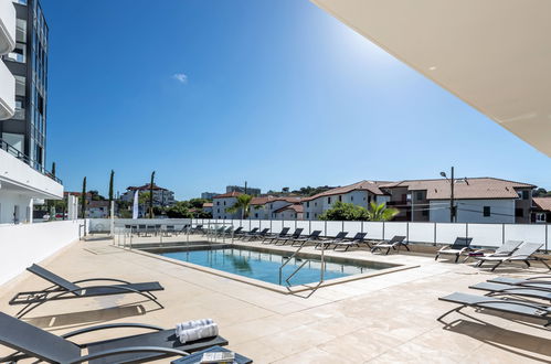 Foto 16 - Apartamento de 2 quartos em Biarritz com piscina e jardim