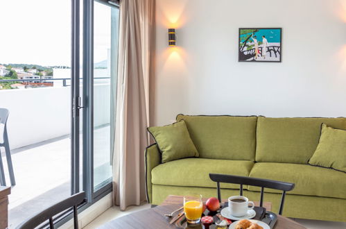 Foto 4 - Apartment mit 1 Schlafzimmer in Biarritz mit schwimmbad und blick aufs meer