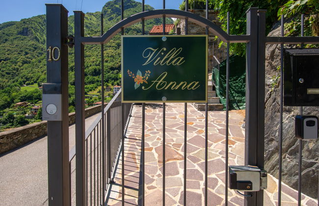 Casa de 3 quartos em Dongo com piscina privada e jardim - Foto 30