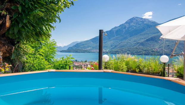 Casa con 3 camere da letto a Dongo con piscina privata e giardino - Foto 2