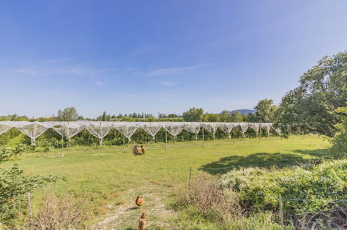 Foto 42 - Casa con 6 camere da letto a Lagnes con piscina e giardino