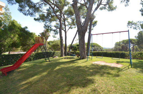 Photo 26 - Appartement de 2 chambres à Salou avec piscine et jardin