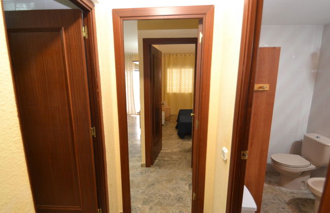 Apartment mit 2 Schlafzimmern in Salou mit schwimmbad und garten - Foto 6