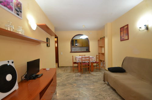 Foto 3 - Apartamento de 1 quarto em Salou com piscina e jardim