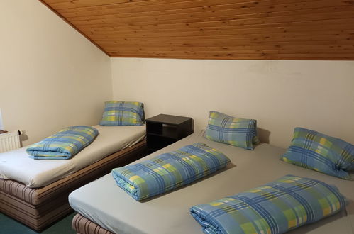 Foto 15 - Apartamento de 3 quartos em Harrachov com jardim