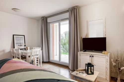 Foto 8 - Apartamento de 2 quartos em Le Verdon-sur-Mer com piscina e terraço