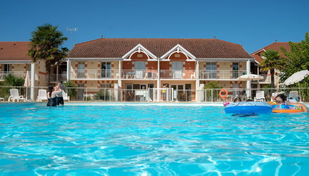 Apartamento de 2 quartos em Le Verdon-sur-Mer com piscina e terraço - Foto 2