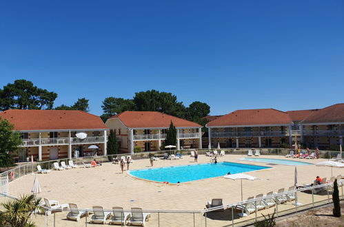 Foto 1 - Apartamento de 1 habitación en Le Verdon-sur-Mer con piscina y terraza