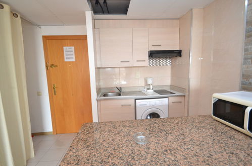 Foto 13 - Apartamento de 2 quartos em Salou com piscina e jardim