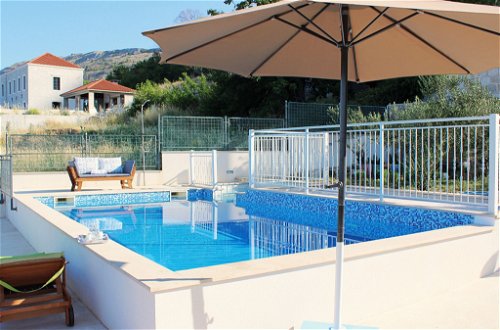 Photo 10 - Maison de 2 chambres à Podstrana avec piscine privée et vues à la mer