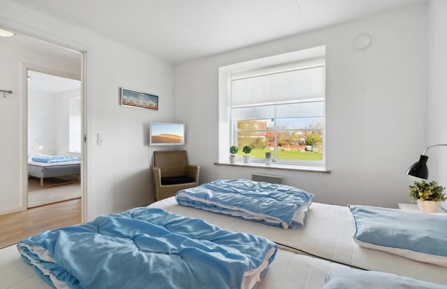 Apartamento de 2 quartos em Allinge com piscina e terraço - Foto 13