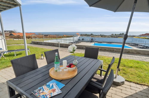 Photo 2 - Appartement de 2 chambres à Allinge avec piscine et terrasse