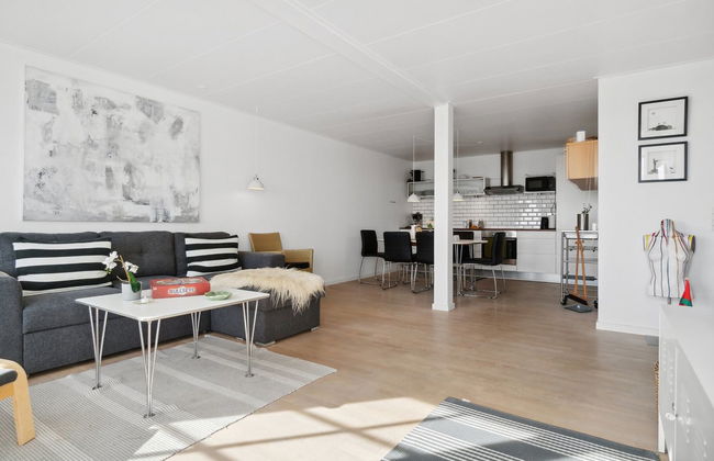 Apartamento de 2 quartos em Allinge com piscina e terraço - Foto 19