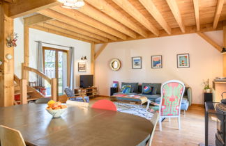 Photo 3 - 4 bedroom House in Saint-Julien-en-Born with garden and terrace