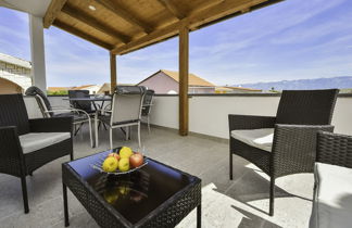 Foto 1 - Apartamento de 3 habitaciones en Vir con terraza y vistas al mar