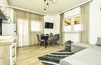 Photo 2 - 3 bedroom Apartment in Vir with terrace and sea view