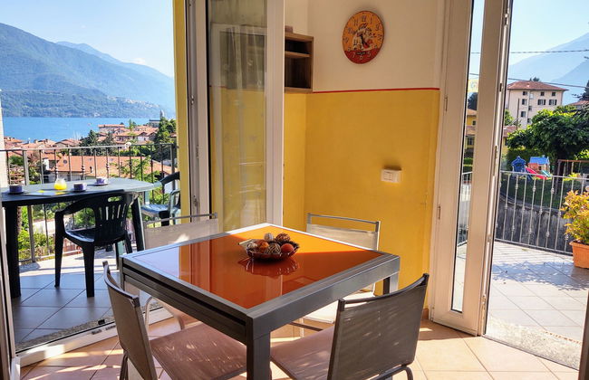 3 bedroom Apartment in Gravedona ed Uniti with garden - Photo 9