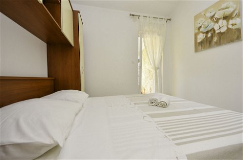 Foto 10 - Apartment mit 4 Schlafzimmern in Jasenice mit blick aufs meer