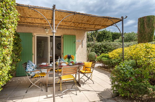 Foto 1 - Haus mit 2 Schlafzimmern in Maussane-les-Alpilles mit schwimmbad und garten