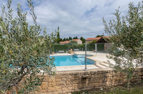 Foto 24 - Casa de 2 habitaciones en Maussane-les-Alpilles con piscina y jardín