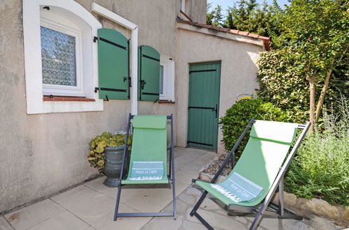 Foto 16 - Haus mit 2 Schlafzimmern in Maussane-les-Alpilles mit schwimmbad und garten