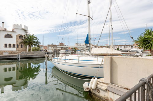 Foto 30 - Casa con 3 camere da letto a Castelló d'Empúries con giardino e terrazza