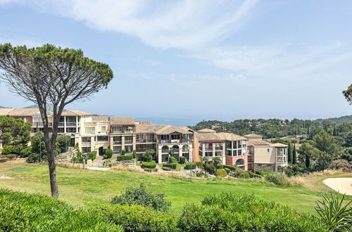 Foto 55 - Apartamento de 1 quarto em Saint-Raphaël com piscina e jardim