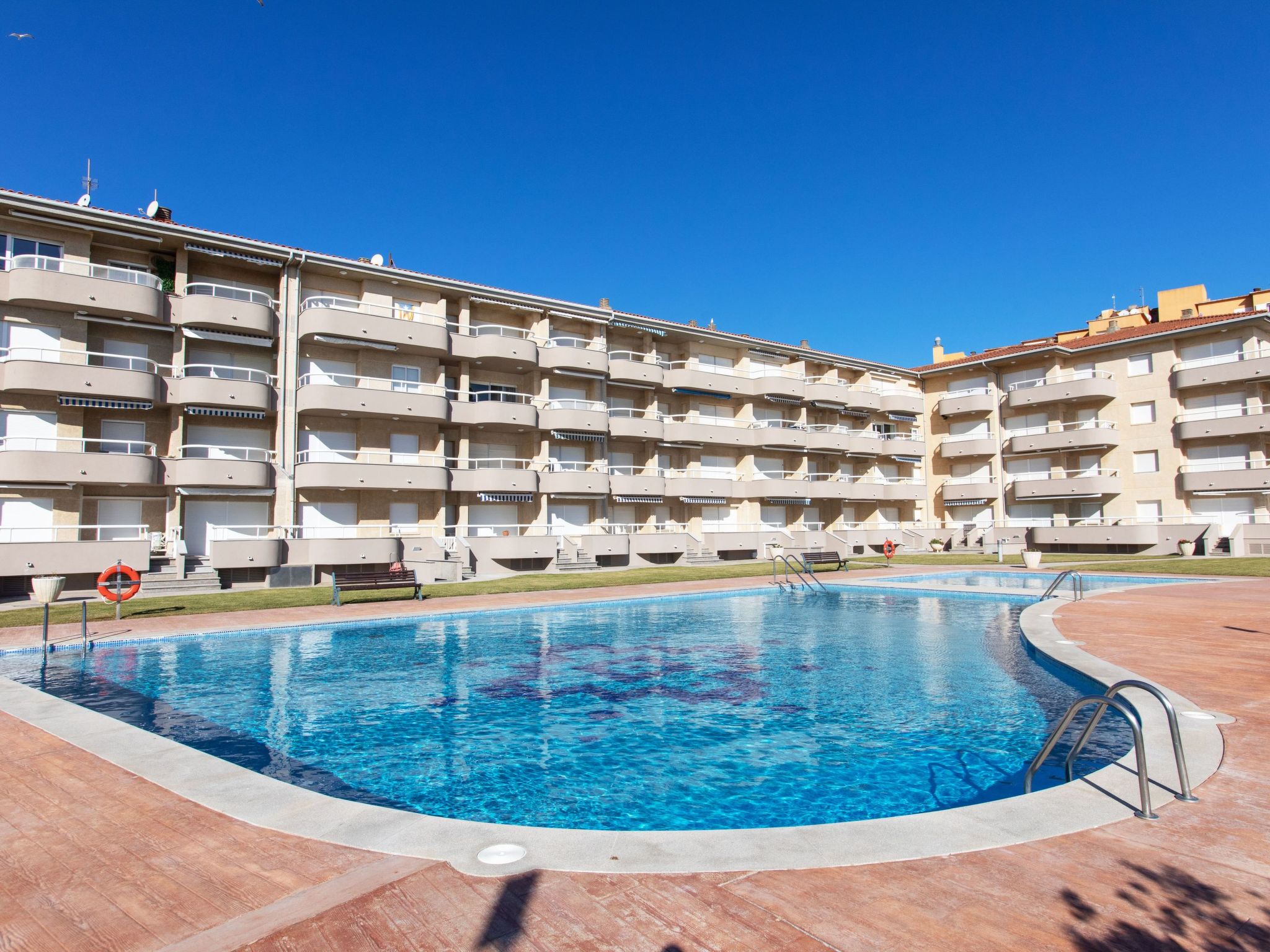 Photo 2 - Apartment in Torroella de Montgrí with swimming pool and sea view