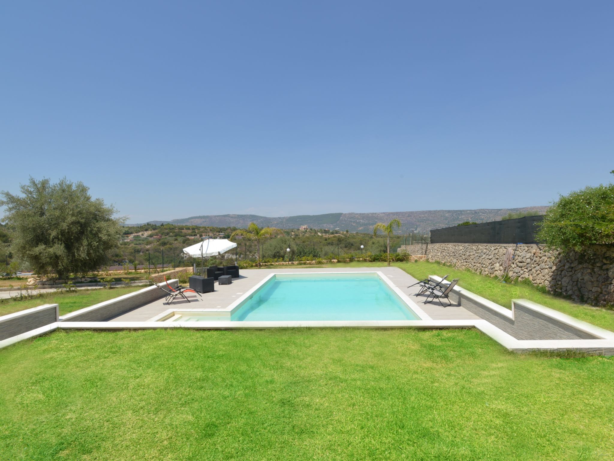 Photo 2 - Maison de 3 chambres à Solarino avec piscine privée et jardin