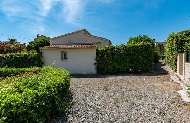 3 bedroom House in Linguizzetta with garden and terrace - Photo 21