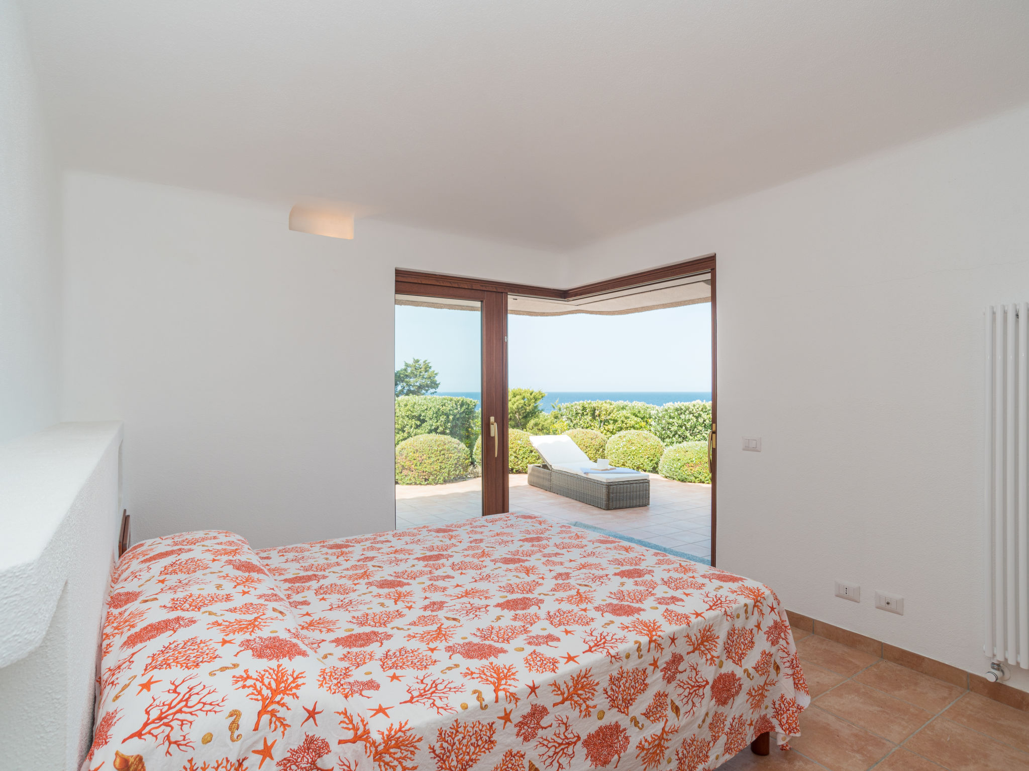 Foto 4 - Casa de 4 habitaciones en Aglientu con jardín y vistas al mar