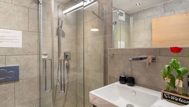 Apartamento de 2 habitaciones en Zell am See con jardín - Foto 5