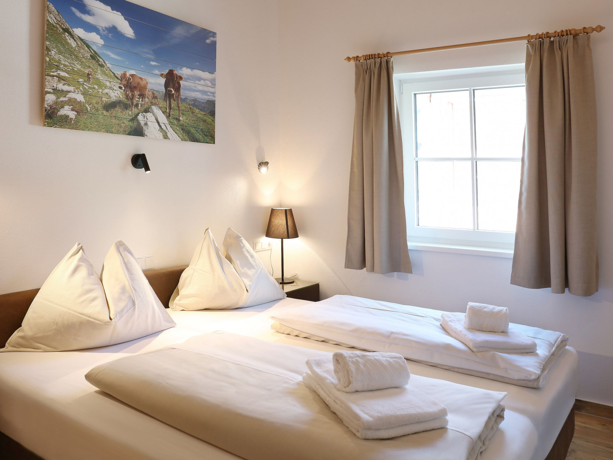 Foto 10 - Appartamento con 4 camere da letto a Piesendorf con sauna e vista sulle montagne