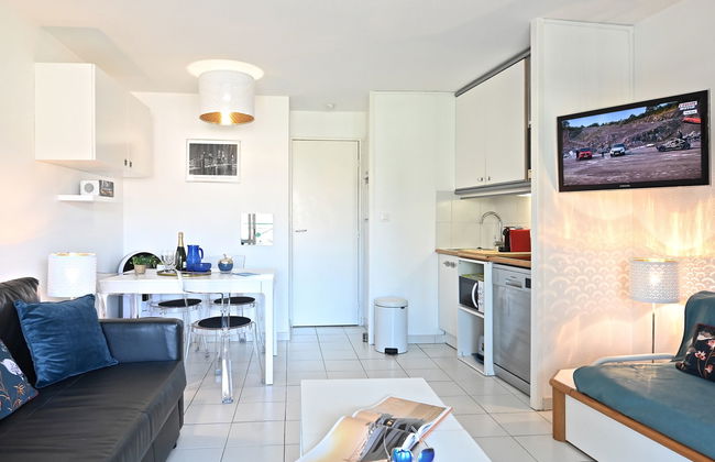 Apartamento de 1 quarto em Saint-Raphaël com piscina e jardim - Foto 8